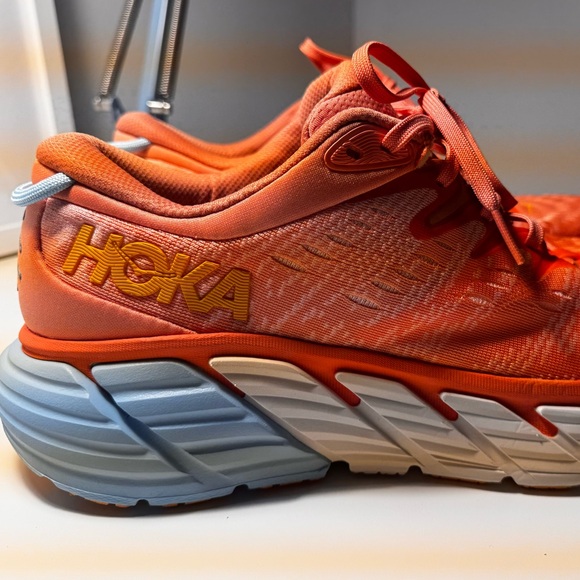HOKA Gaviota4 women’s 10b - Picture 1 of 12